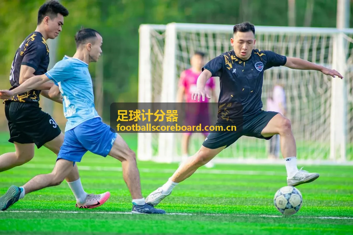 县级青少年锦标赛使用足球计分器记录比分